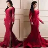 Elegancka czerwona syrenka matka panny młodej Długie rękawy koronkowe aplikacje z boku rozcięcia matki formalne sukienki plus size