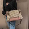 2022 Factory Wholesale New Canvas women's one shoulder versatile fashion printed commuter portable tote large capacity bag