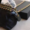 Frauenbeutel Modetaschen Kette Leder Schulter-Crossbody-Tasche klassische und komfortable Geldbeutel Lady Luxus Designer Kreis-Bags Mini-Formbags