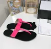 Kadın Tasarımcı Terlik Siyah T Şeklinde Deri Sandalet Lady Luxury Beach Leisure terlik tasarımcıları en kaliteli moda düz dip