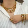2022 neuer trendiger kubanischer Kettenquadrat -Zirkonanhänger 18K Gold plattiert Färbung Stahl Halskette und Armband Set