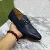 Scarpe eleganti piatte da donna classiche 100% vera pelle bovina Fibbia in metallo Scarpa casual in pelle da donna Ciabatte Fettuccia Uomo Trample Lazy designer Scivoli Mocassini Taglia grande 35-42-46