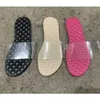 Дизайнерские тапочки для женских прохладных сандалий с ветром Плоские дно шлепанцы Прозрачные односторонние слайды пляжные туфли