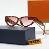 Luxuriöse V-förmige Designer-Sonnenbrille, modische Katzenbrille, Damen-Sonnenbrille, 4 Farben erhältlich