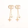 Enkel 18k guldpläterad 925 Silver Luxury Branddesigners Brev Stud Örhängen Geometriska Kvinnor Lång Torsel Crystal Rhinestone Pearl Earring Bröllopsfest Jewerlry