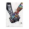 Street Graffiti Art Canvas Painting Lover Hands Wall Poster en print Creativiteit Wandfoto voor woonkamer Unieke decoratie