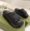 2022 Pantofole da spiaggia con fondo spesso moda Estate Donna Nuovo EVA con suola spessa Miami Slides Sandali piatti firmati Casa Rosa Bianco Nero Blu Infradito taglia 40 41 42 43 44 45