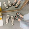 샌들 신발 여성 슬리퍼의 여름 패션 플랫 샌들 야외 샌들 팜스 샌디리아