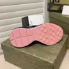 أحذية مصممة جديدة Rhyton Top Sneaker Plaid Pattern Platform الكلاسيكية من جلد الغزال الجلدي الرياضي التزلج على التزلج على الحذاء الرجال