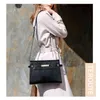 Designer Evening Bag Handbag Luxury Paris Brand Women Girl Purse Fashion Shoulder mångsidig avslappnad axelväskor J40B