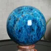 Dekorativa föremål Figurer Partihandel Natural Quartz Crystal Sphere Healing Blue Apatite Ball 50mm-65mm 1PCDecorative