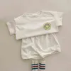 Traje de bebé niña verano niña arco iris simple camiseta de manga corta niños y niñas jersey pantalones cortos de manga corta 2 piezas G220521