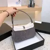 Desigers Women Handbags 토트 가방 고급 지갑 지갑 22AW 패션 숄더백 핸드백