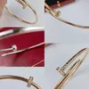 Mała wersja seria paznokci diamentowa francuska luksusowa marka Bangle srebrne materiały złota platowane 18K Never Fade Official 3075268