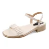 Sandals pompen Slippers Koreaanse versie Open teen Hoge hakken mode massieve kleur dikke hakken sandalen één lijn gespog midden vrouwen schoenen 220704