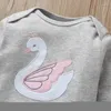 Kleidungssets Baby Mädchen Herbst Outfit Rosa T-Shirt Kleid Strampler Hosen Langarm Set Geboren 2022 Kleidung Schwan Babys KleidungKleidung