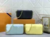 2022 designer handväskor lyxiga messenger väskor axel crossbody mode kvinnor shopping väskor plånbok på remväska handväska ko läder m81398