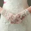 Curto branco marfim tule luvas de casamento comprimento do pulso rendas apliques frisado mulher nupcial festa pura luvas guantes transparentees6704949