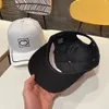 Tasarımcı Beyzbol Kapakları Luxurys Beyzbol Kapağı Düz ​​Renkli Mektup Ördek Dil Şapkaları Spor Mizaç Yüz Koaplecap Sıradan Seyahat Güneşlik Şapkası Çok İyi