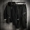 Tracksuits voor heren Hip Hop Mens Tracksuit Set Pant Zippers Pockets Offer Streetwear Wind Breaker Jackets en broek 2 pc's kledinglieden