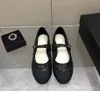 Qualidade superior de sapatos casuais designer sandálias femininas sandálias Vintage Mary Jane Retro Camada de Camada de Ovelha
