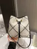 Luis Vuittons Leather Lvse Bags LouiseViutionbag Game Peach Braided Bucket Fashion Heart White Tricolors Poker Elements Women Clutches Casual Shopping Handbag