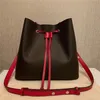 HOT Designer Famous handväskor dam axelväskor läder bucket bag dam blomma tryck crossbody totes handväska