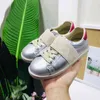 2022 Slipe Designer Low Casure Trainer Skateboard Обувь мода спортивные классические дети бегущий коньки кроссовки мальчик девушки молодежь кроссовки