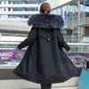 女性の毛皮のフェイクスタイルラクーンパーカージャケット女性ミッドレングスデタッチ可能なライナーフード付きコートと大きな首輪付き