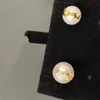 Diseñador de mujer Stud Pendiente Letras Pendientes de perlas Madre de perla Diamante Oro Pin Joyería de moda de alta calidad con caja de regalo