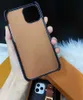 Modeontwerpers Luxe telefoonhoesje voor iPhone 13 11 Pro Max 12 X XS XR 7 8 Plus Mini SE Brand Brown Flower Patroon Telefoonkisten Polsband