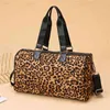 Bolsa de viagem para mulheres leopardas yilian leopardo para mulheres de curta distância, versátil versátil à prova d'água bolsa de ginástica 220420