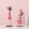 Modern Fashion Balloon Girl Figurines Sweet Pink Girls For Room Decor,Chic Distinctive Bithday Gift for Girl,Home Interior Decor 220329