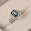 Bröllopsringar Sexiga damer Luxury Royal Blue Big Square Crystal Cubic Zirconia Silver Color for Women Engagement Ring Jewelry Rita22
