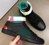 2022 Designer Sapatos casuais clássicos Guia feminina Moda Sapatos masculinos Luxemburgo Rainbow Red e verde listrado de tampa alta listrada