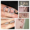 Huitan Luxus Frauen Kleine Creolen Mikro Gepflastert CZ Steine Vielseitige Weibliche Accessoires Hohe Qualität Mode Schmuck 220718