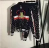 금속 삼각형 표준 New G 가을 고품질 스포츠 스웨터 슈트 조깅 후 까마귀 바지 정장을 가진 여성 트랙 슈트