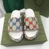 2022 TOP Trends Рекомендуемые женские платформы Sandals Sandals Flip-Plops Multicolor G Леди резиновой подошвы яркие