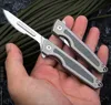 1 st van topkwaliteit kunstwerk snijwerkmes 440c satijnen mes TC4 titanium legering koolstofvezelgreep EDC Pocket Folding Knives Keychain Knifes K1607