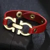 Charme Armbänder Liebhaber Armband Weibliche Ins Minderheit Design PU Leder Legierung Geometrische Schnalle Schmuck Hersteller Großhandel