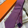 Krawaty szyi 2024 Projektanci mężczyźni wysoko marka jedwabny ręcznie haftowany biznesowy