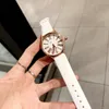 Reloj de cuarzo para mujer Reloj de diseñador de moda de 36 mm Relojes helados de alta calidad