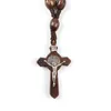 Urok bransolety komi religijne katolickie brązowe drewniane drewniane koraliki Jezus Cross Cross Mężczyzn Kobiety Różańce Krzyki Banles Jewelband R-310Charm