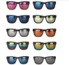 Mierniki kolorowe okulary przeciwsłoneczne odblaskowe modne opakowanie kwadratowe rama retro dekoracyjne okulary przeciwsłoneczne hurtowe