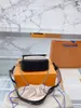 2022 Nowe słynne damskie torby na ramię designerka torba na body dwukolorowe Projektanci Portfele Portfele luksusowe torebka lady messenger torebka z złotym sprzętem