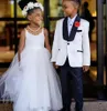 Weiße formelle Jungenanzüge für Kinder für Hochzeit, Party, Ringträger, Anlass, Kinderkleidung, Outfits, Blazer, Jacke, Hose, Schleife, Dobby, schwarze Hose