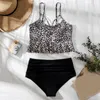 Costume da bagno da donna con volant da donna con stampa floreale divisa con spalline in bianco e nero costume da bagno sexy bikini set da donna biquinis