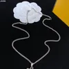 Mens Pendant Necklace Designer Jewelry Silver Chain Halsband för kvinnor Män Fashion Luxurys Hip Hop Heanpok 22052102R