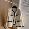 Vestes pour femmes Blanc Tweed Veste Courte Femmes Mode Élégant O-cou Simple Poitrine Haut De Gamme Manteau Automne Hiver Bureau Lady Casual Outwear E