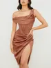 Azja One ramię satynowa sukienka siatka pusta na zewnątrz bojowa dzielona body corset letnia elegancka kobieta Ruche Party Vestido 220507